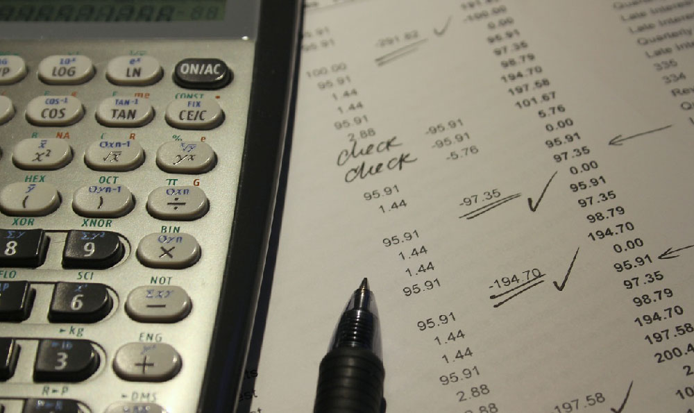 : are short term rentals profitable or risky?
