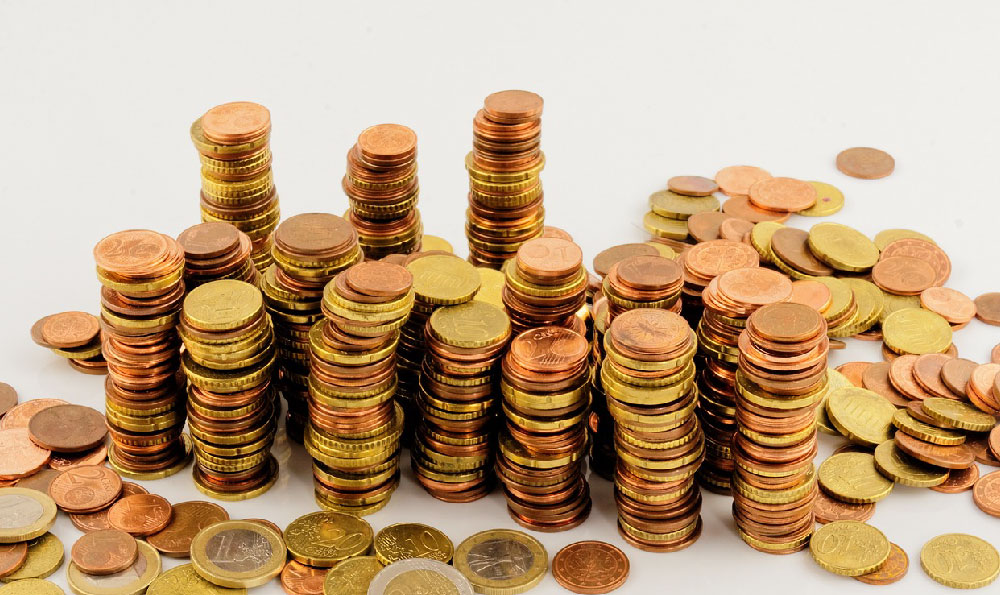 How to Craft Money Necklaces: Can You Profit From This Trend?
