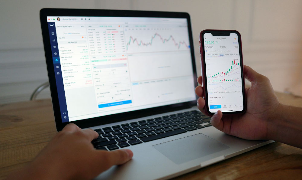 What Short-Term Investments Appear on the Balance Sheet, and How Do They Function?