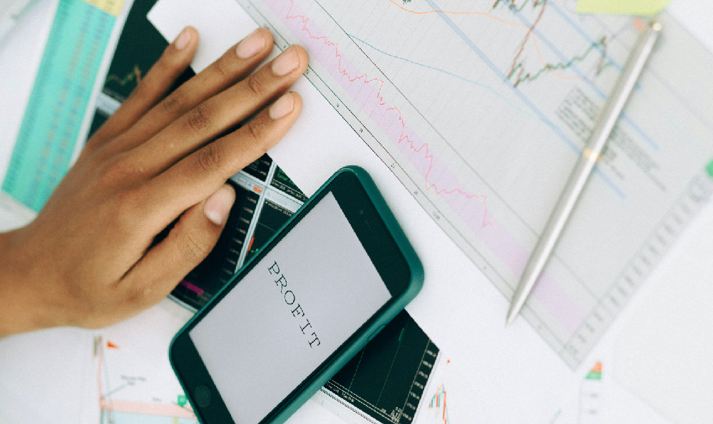 Crypto Investing: Opportunities or Risks? How Can You Profit?

