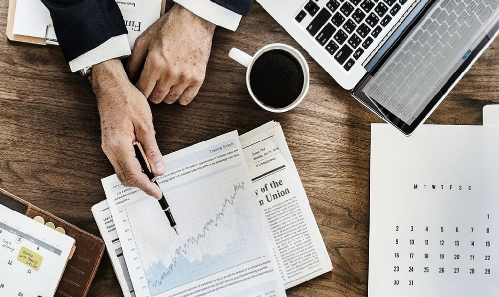 How Much Do Computer Software Engineers Earn? What's the Average Salary?
