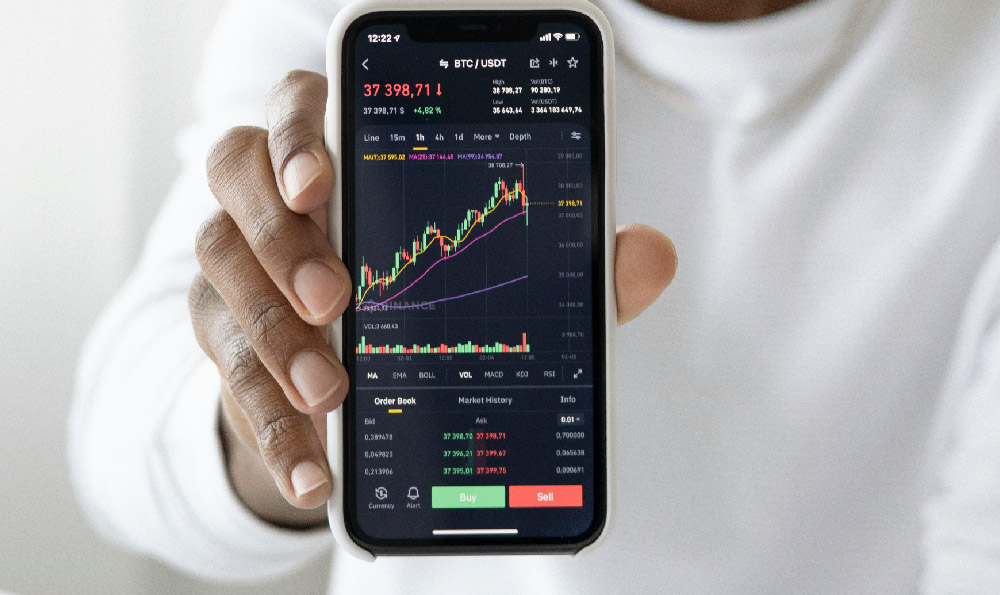 Is making money at 15 possible, and how?
