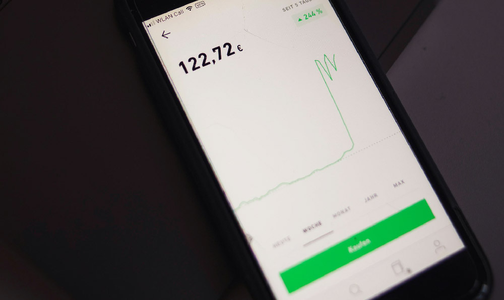 How to make quick money? Is it possible to make quick money?
